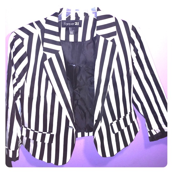 Black and white striped forever 21 cropped blazer