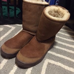 Ultra Chestnut UGGs