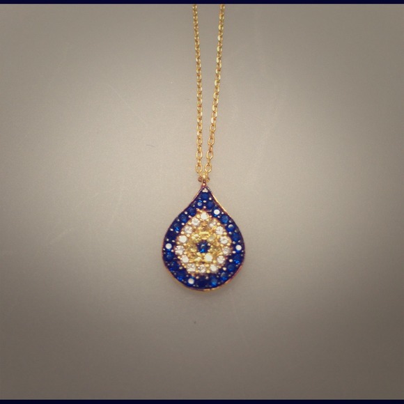 18k yellow gold teardrop Evil eye pendant