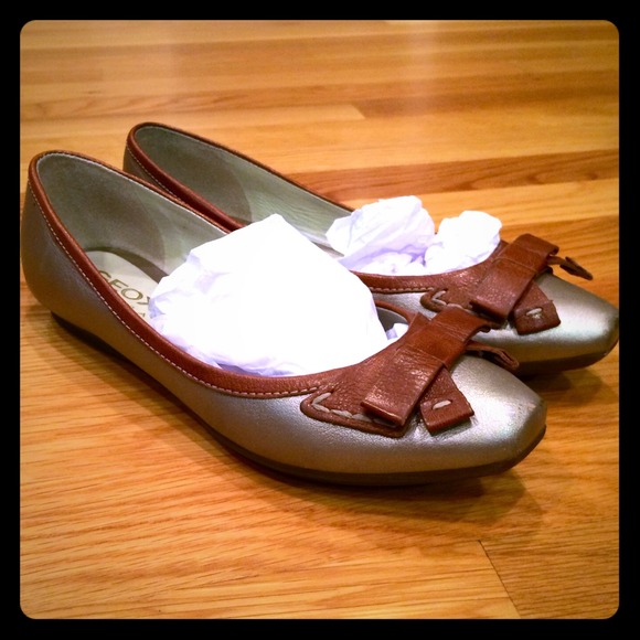 Geox leather bow flats
