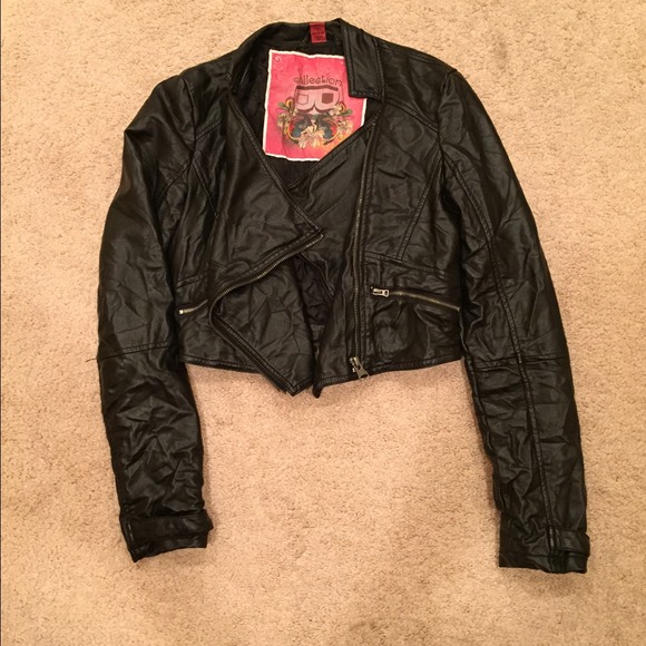 Faux Wrinkle Leather Short Jacket