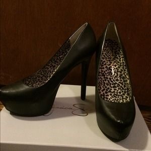 Jessica Simpson Jasmint Pump Size 8.5