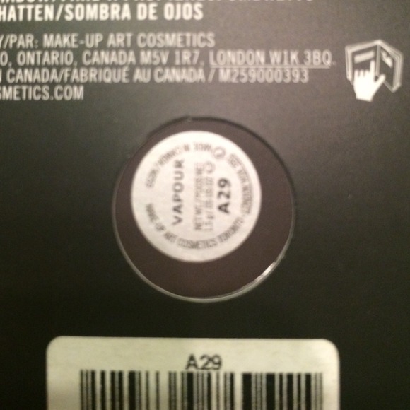 Mac palette refill in Vapour - Picture 3 of 3