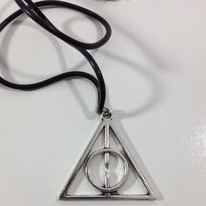 Deathly Hollows Necklace