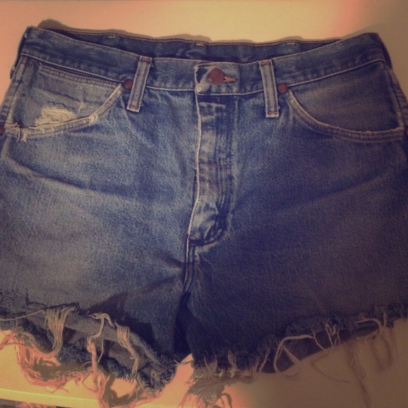 High waited denim shorts