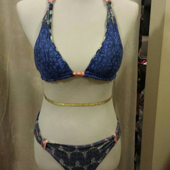 NWOT Maaji Berry Berry Bikini