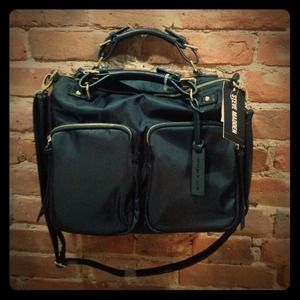 NWT!! Black Steve Madden handbag w/stripe 2handles