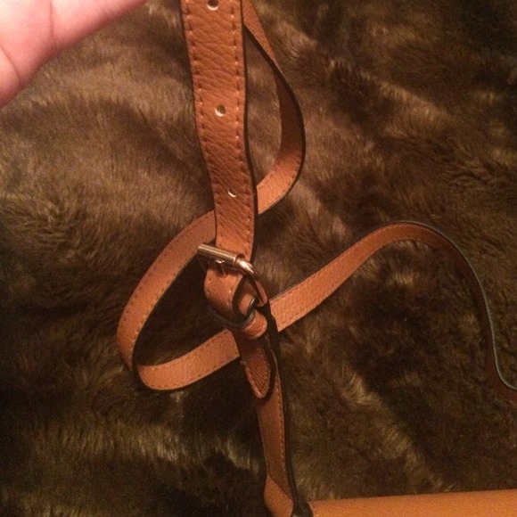 Laser cut leather purse - Picture 2 of 4