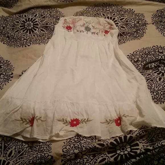 Beautiful embroidered tube dress