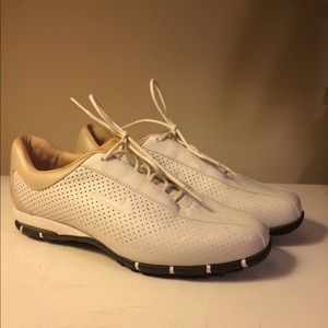 Womens Nike Air Sport Performance golf shoe