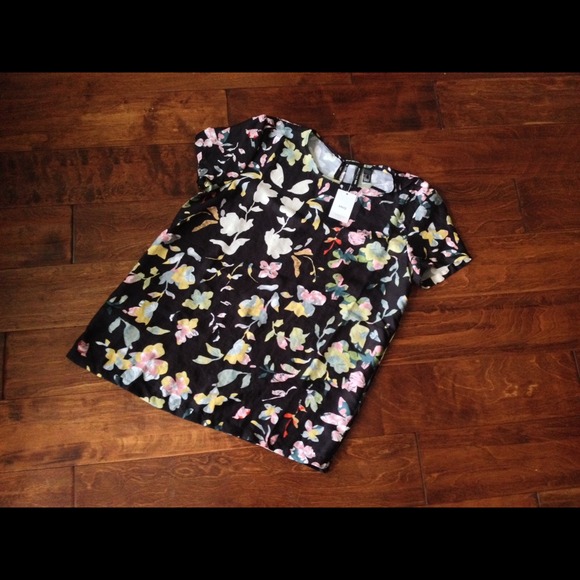 *SOLD* Floral Blouse