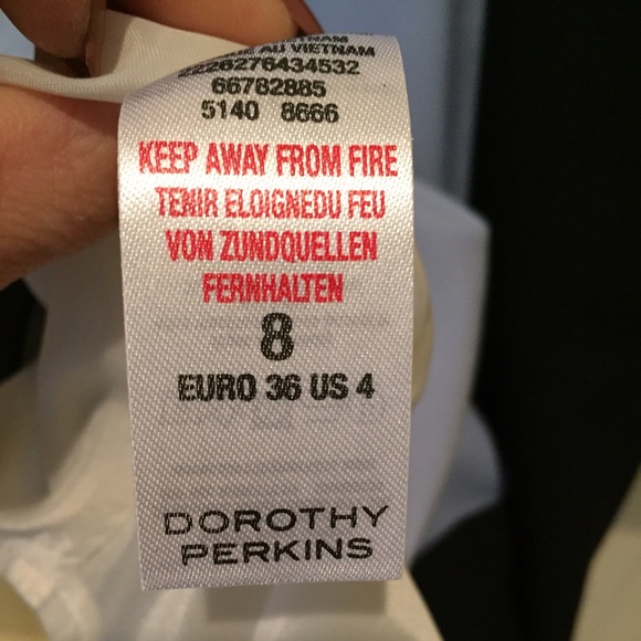 NWT! Classic Dorothy Perkins color block dress! - Picture 3 of 4