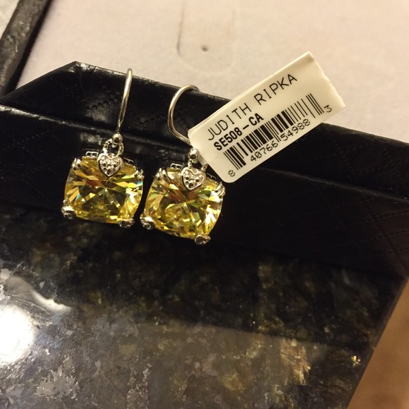 Judith Ripka Jewelry - Judith Ripka canary yellow earrings. Gorgeous