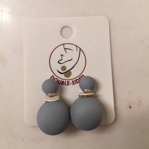 Double sided earrings