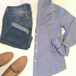 Blue and white stripe button up
