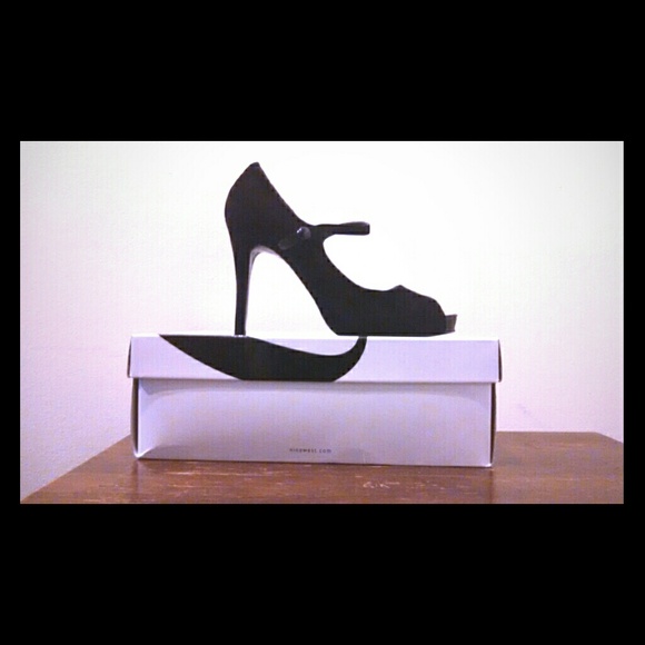 Nine West Mary Jane Suede Peeptoe Pumps
