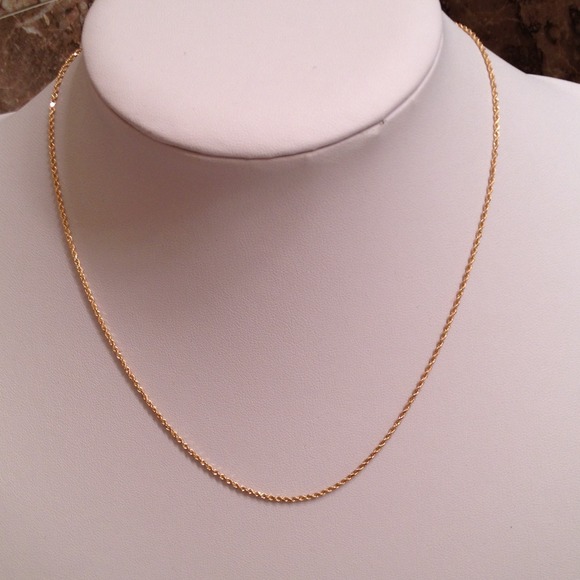 Jewelry - HP 14k rope chain. 18 inches long