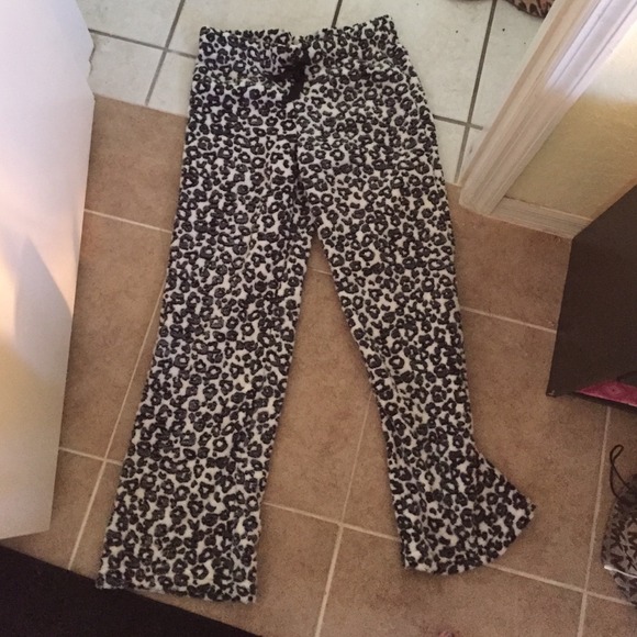 Pants - Sweat pants