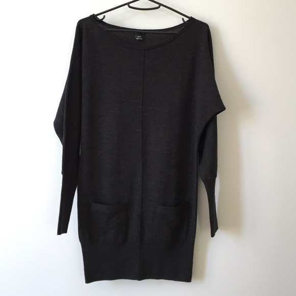 Club Monaco Gray Tunic Knit Top