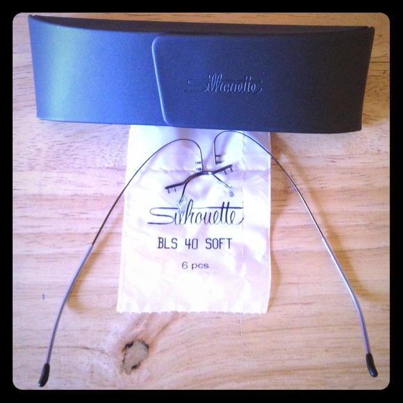 Silhouette frame - Picture 1 of 2