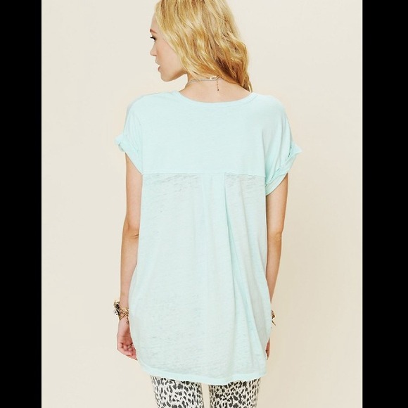 💜bundled Free People Keep Me Tee in mint - Picture 2 of 3
