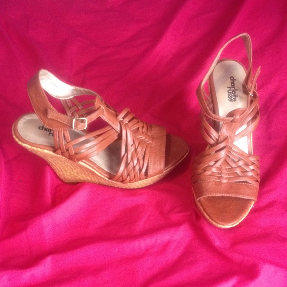 Tan wedges