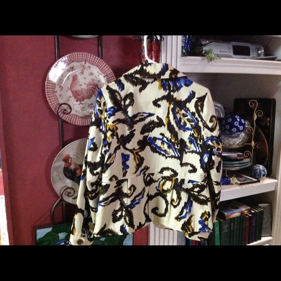 Jacket fully lined. - Picture 3 of 4