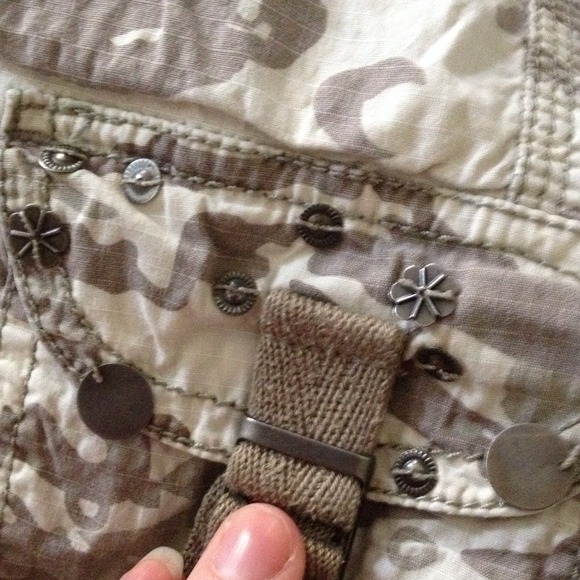 Capris!! - Picture 3 of 4