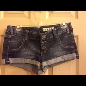 Paris blues || denim shorts || size 7 jr