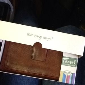Fossil wallet