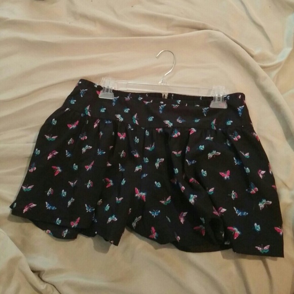 Express shorts
