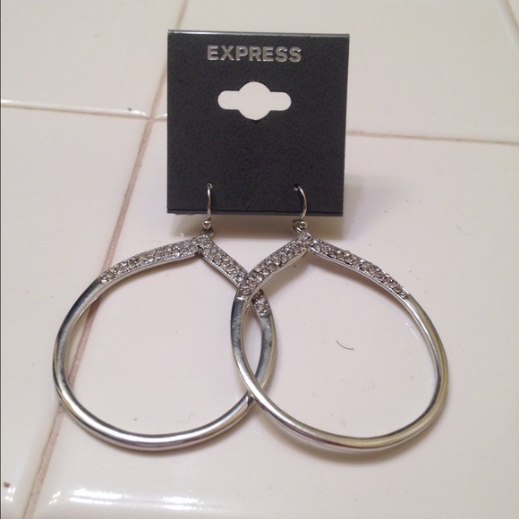 Express rhinestone circle earrings - Picture 1 of 2