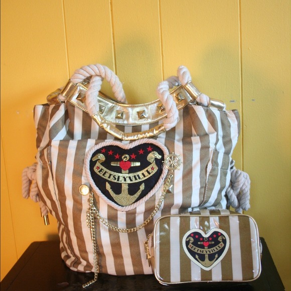 Betsey Johnson gold nautical striped bag set - Picture 4 of 4
