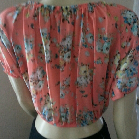 New top - Picture 3 of 3