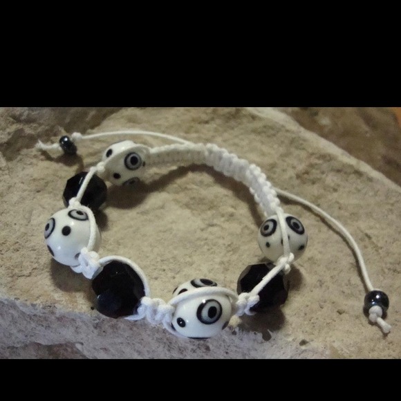 Bracelet - Picture 1 of 1