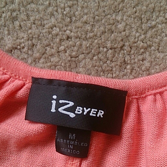 Sold in bundle!! Coral banded bottom top! - Picture 3 of 3