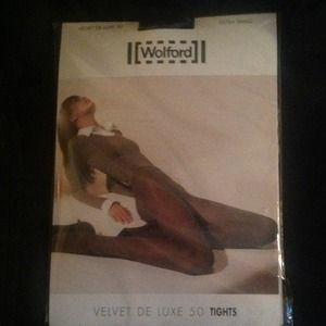 Wolford Velvet De Luxe Tights. ExtraSml Mocha