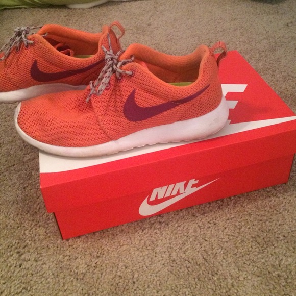 Nike Roshe Runs