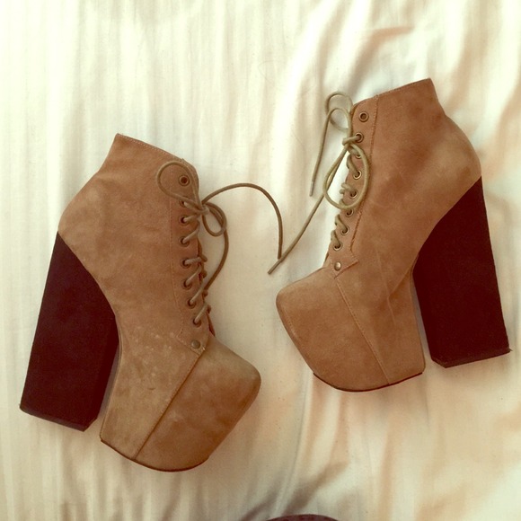 Jeffrey Campbell Freda