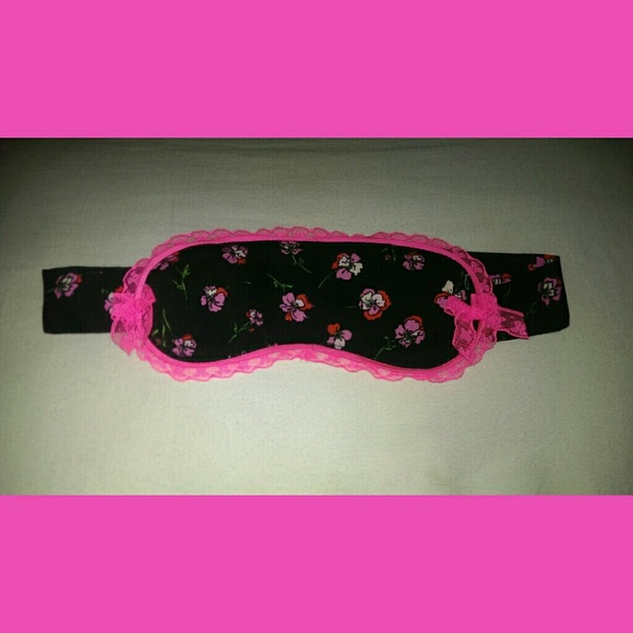 Juicy Couture Sleeping Mask