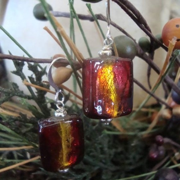 Earrings - Picture 1 of 1