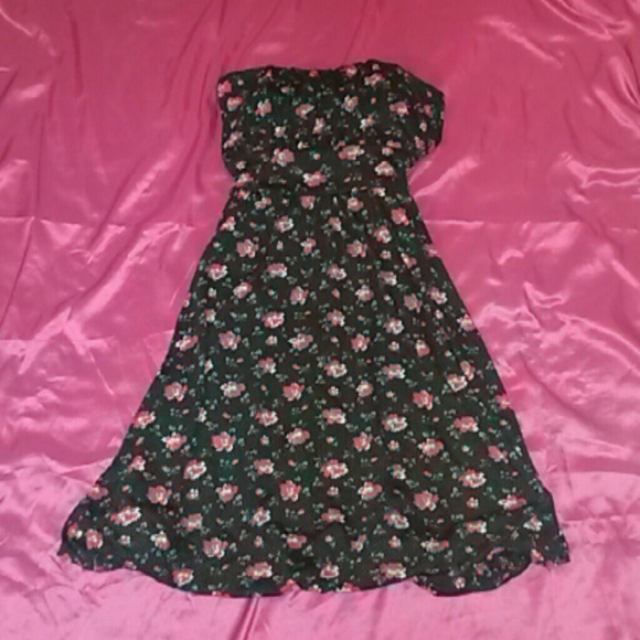 Strapless American Rag dress