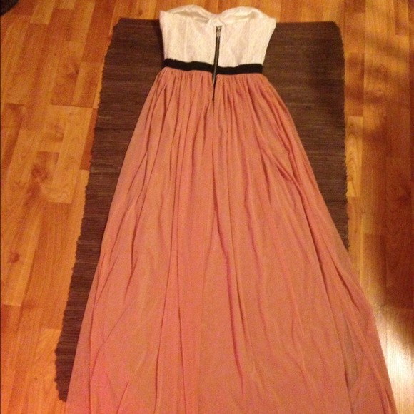 Traded💕💕 NWOT Gorgeous boutique style dress - Picture 2 of 4