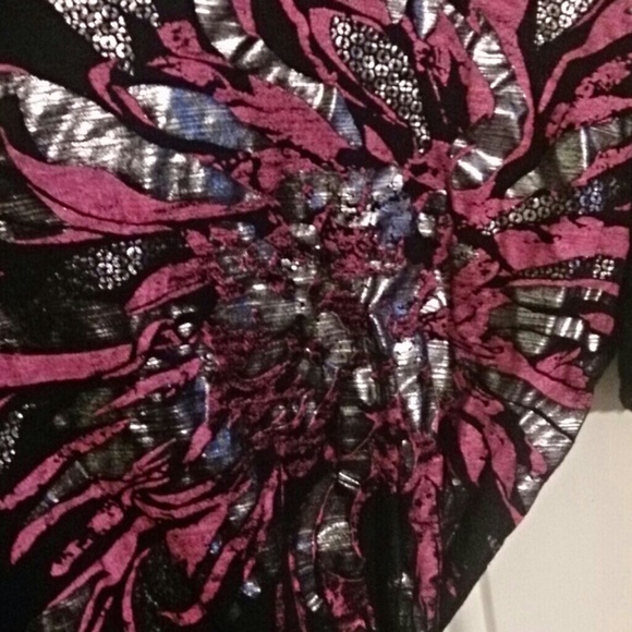 Batwing top! - Picture 2 of 3