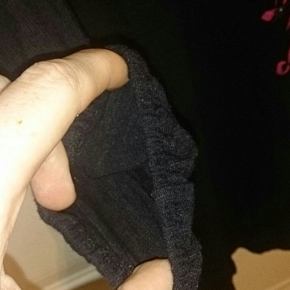 Batwing top! - Picture 3 of 3