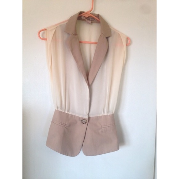 Cute tan peplum top
