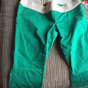 Old Navy Maternity skinny jeans