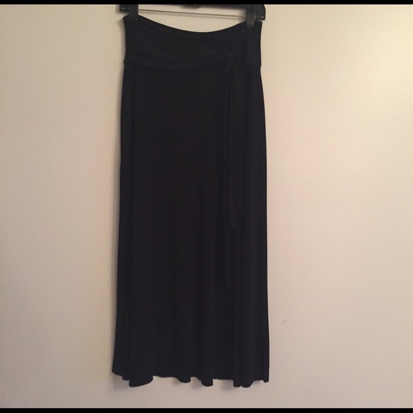 Long black skirt