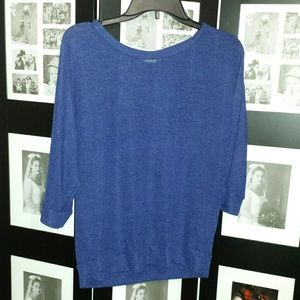 Blue 3/4 sleeve top