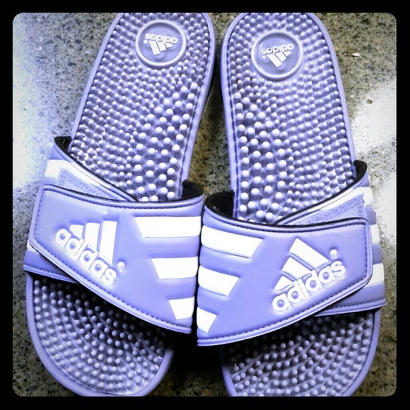 Womens adjustable Adidas comfort foot slip-ons